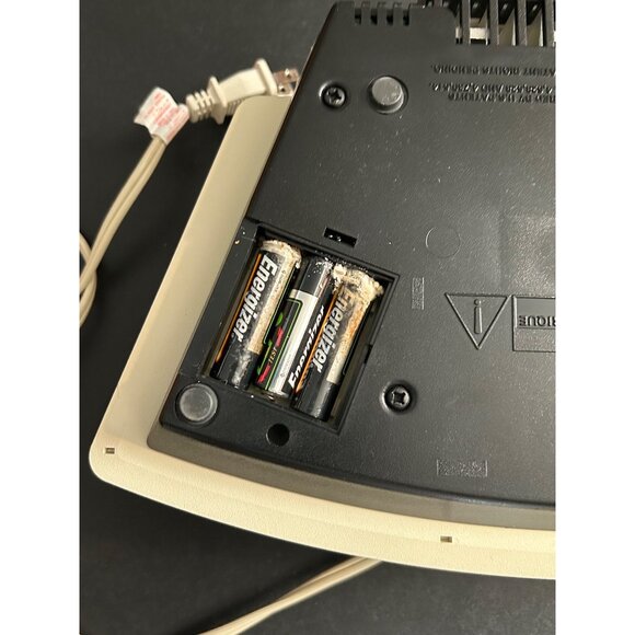 Bose Wave Radio Model AWR1-1W AM/FM Alarm Clock With Dual Alarms & Backlit Displ - Picture 4 of 5